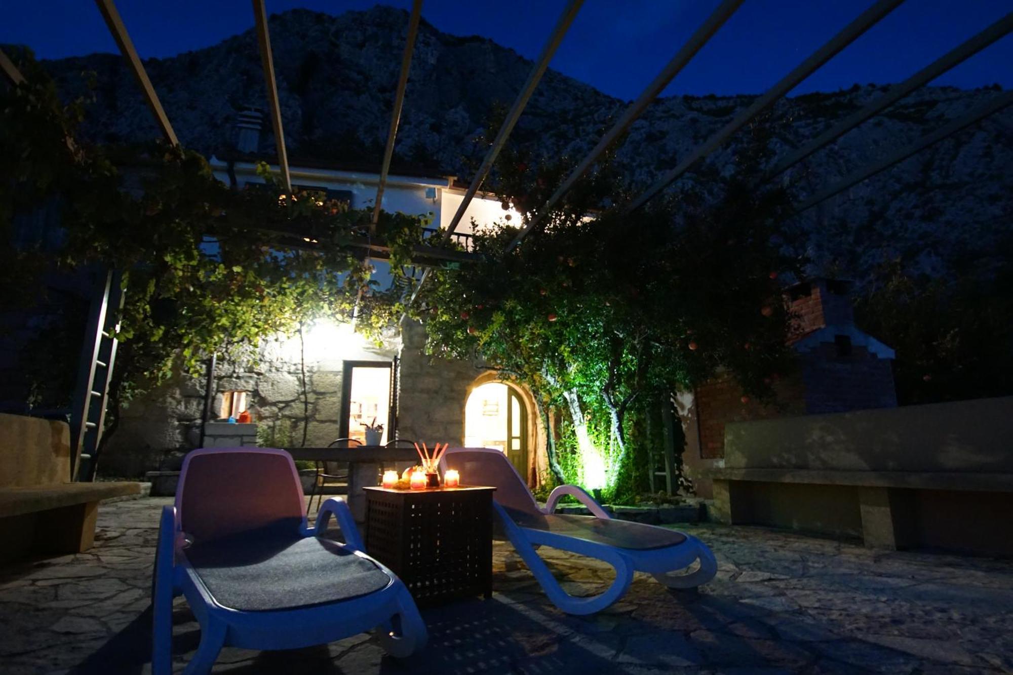 House Dida Mate - Cozy House In Nature With Heated Pool Tučepi Esterno foto